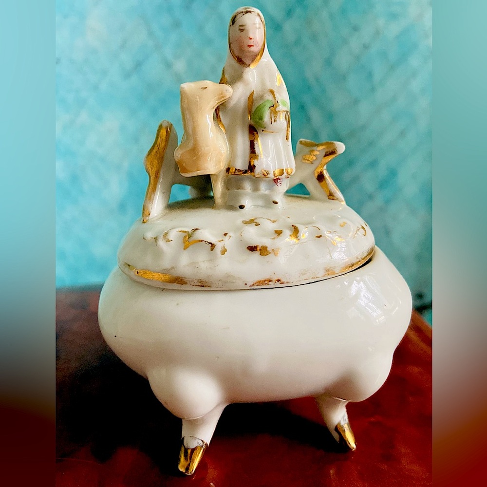 Victorian pill or ring box - antique- Red Riding Hood and the wolf